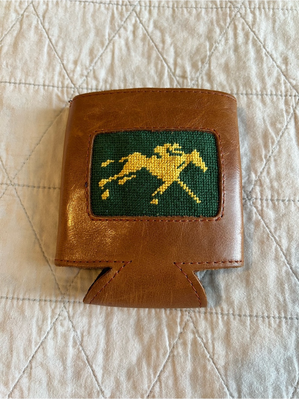 Smathers & Branson Leather Can Cooler/Koozie With Green Racehorse Needlepoint